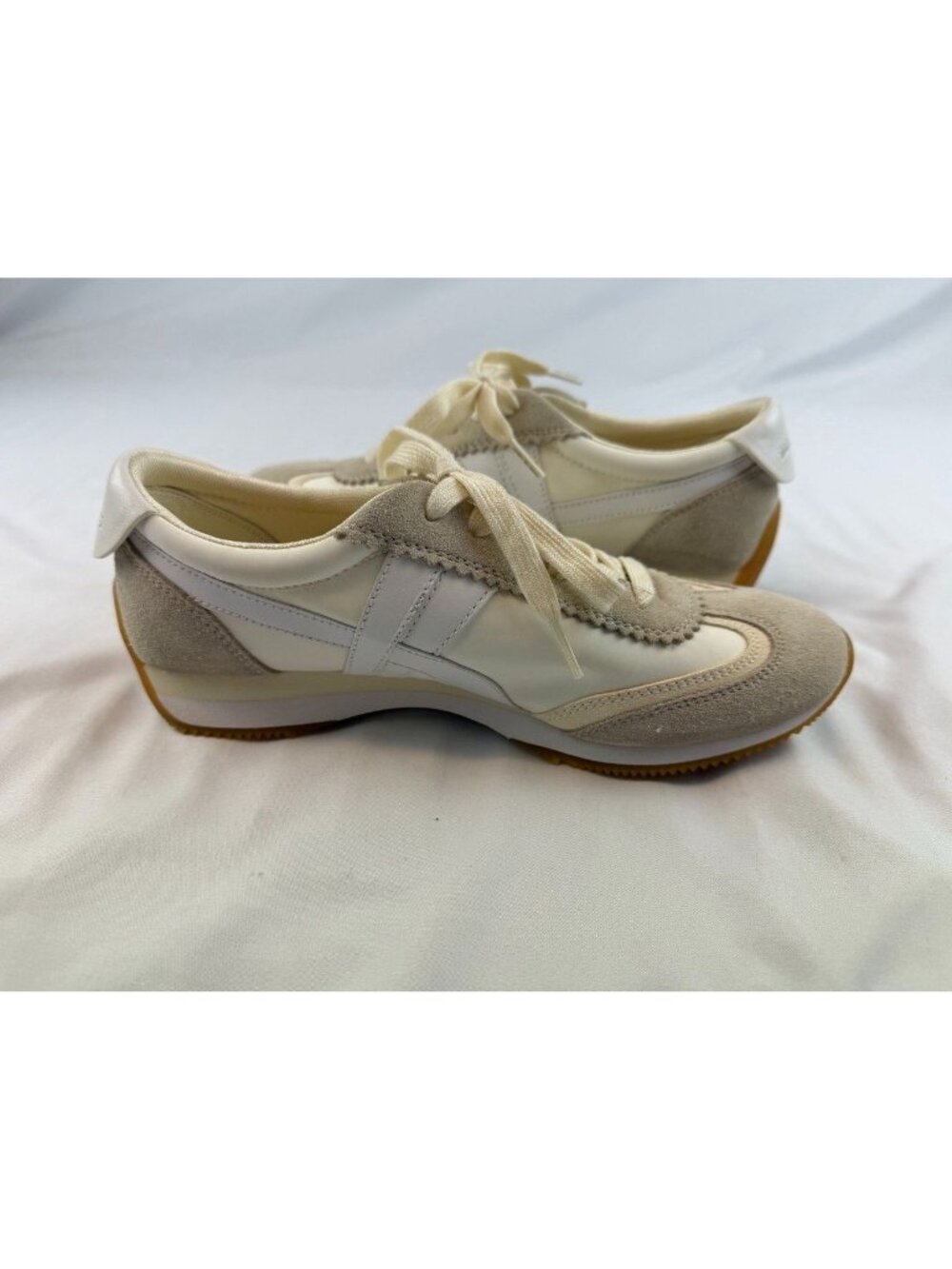 $238 Tory Burch Hank White /Beige Sneakers Sz 8.5M - Picture 3 of 9